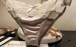 超级YIN荡的高中女学生H